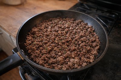 How to Cook Ground Beef on the Stove